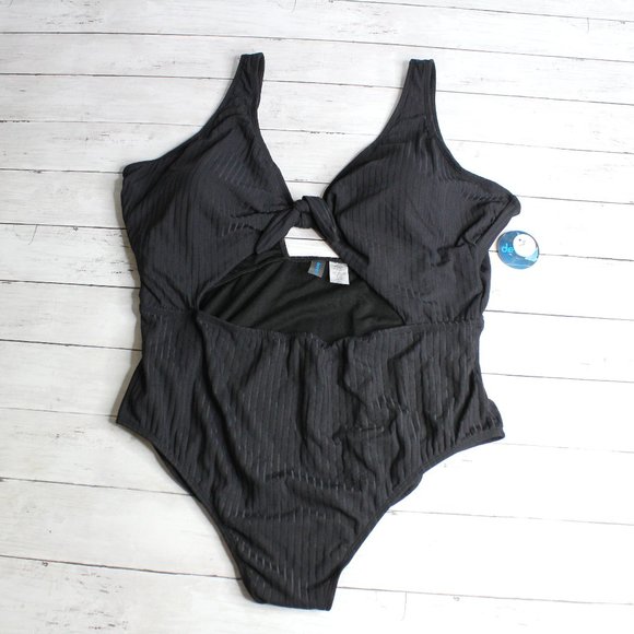 Decree Swimwear Women's One Piece Swimsuit Plus Size 3X Black - Picture 2 of 6